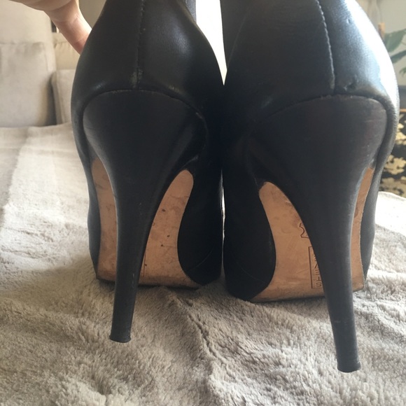 Bootie size 9 - Picture 4 of 6